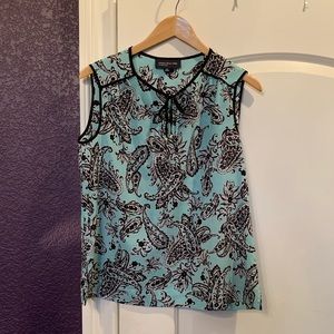 Sleeveless Blouse